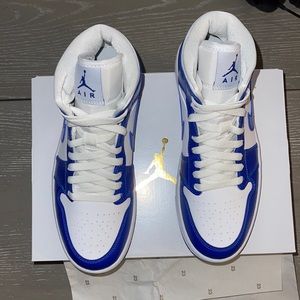 AIR JORDAN 1 MID WOMEN'S